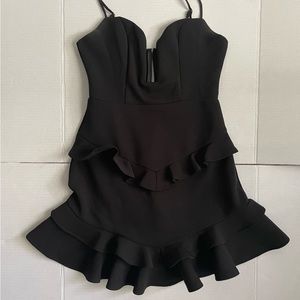 Selfie Leslie black dress size xs